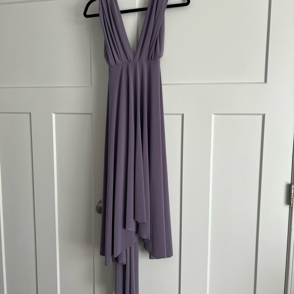 Elegant Lavender Sleeveless Dress